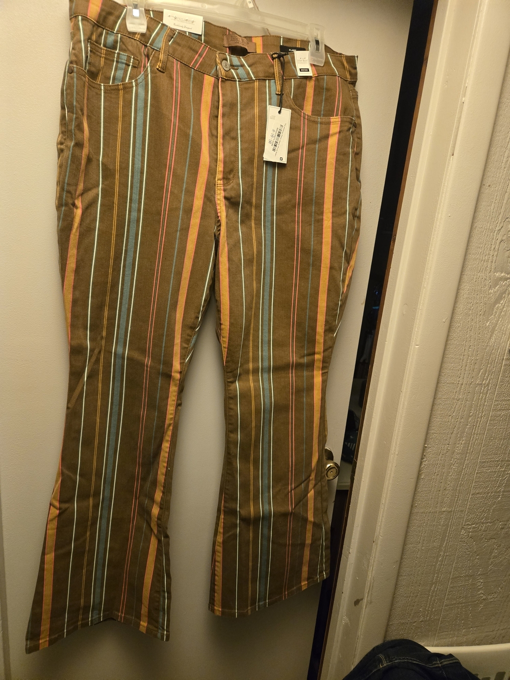 Judy Blue Multi-Stripe Flare Jean 22w JB88669